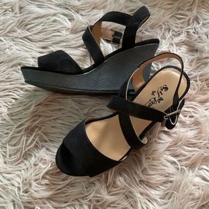 Wedge sandals